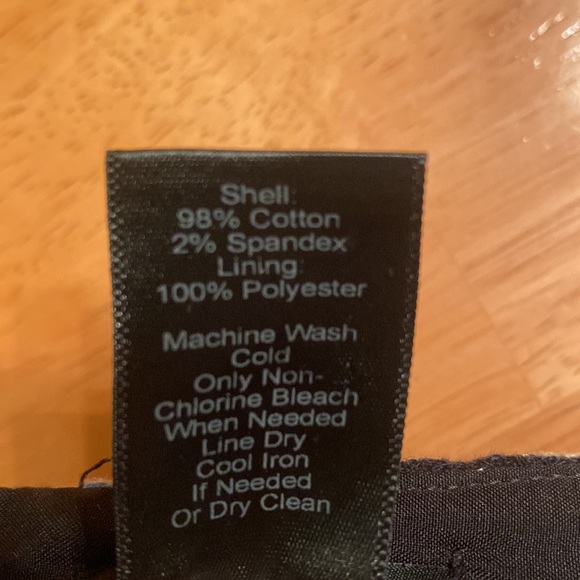 Ann Taylor Factory Skirt - Size 0 - Very Pretty Blues, Yellow and White Floral - Picture 7 of 7